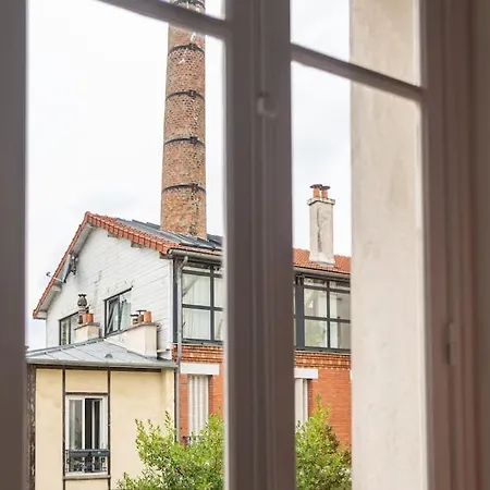 - Buttes Chaumont Apartament *